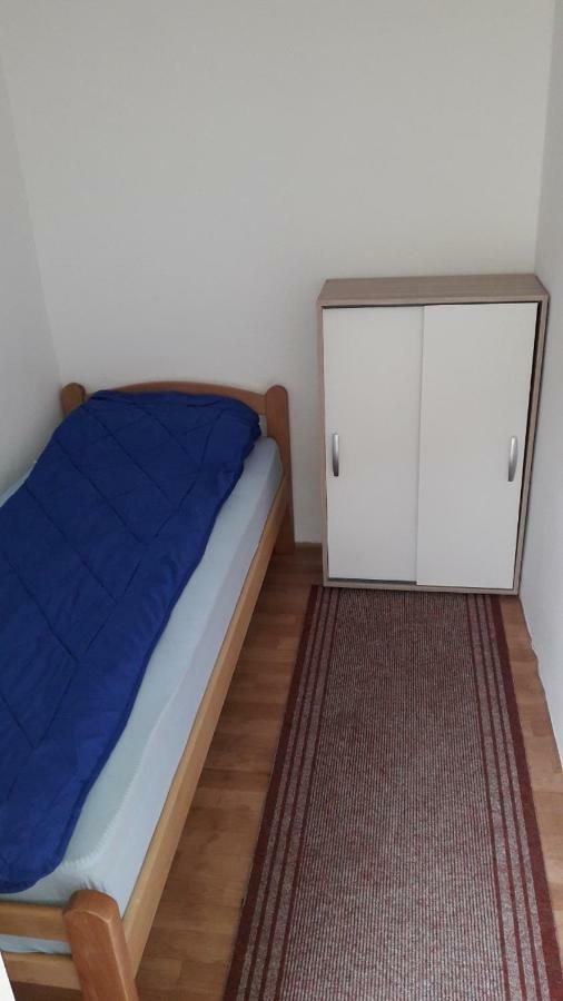 Hostel Trajan Donji Milanovac Exterior foto
